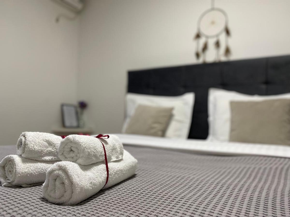 Central Studio Apartments 地拉那 外观 照片