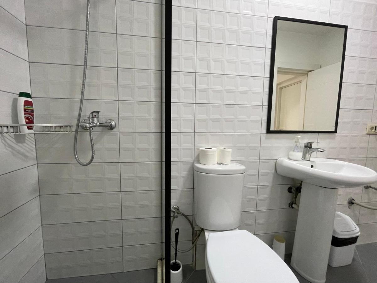 Central Studio Apartments 地拉那 外观 照片
