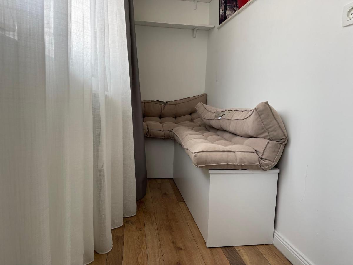 Central Studio Apartments 地拉那 外观 照片