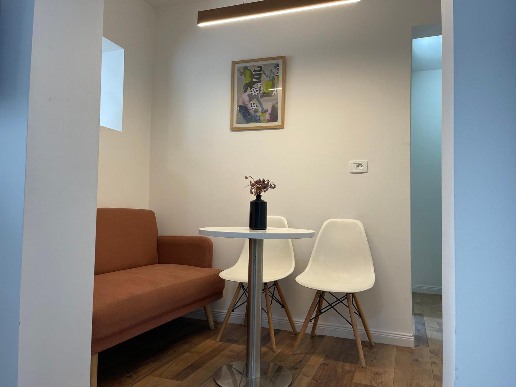 Central Studio Apartments 地拉那 外观 照片